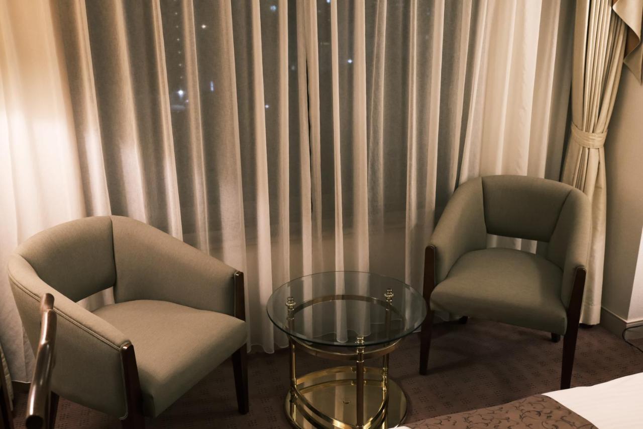 Kurashiki Royal Art Hotel Esterno foto